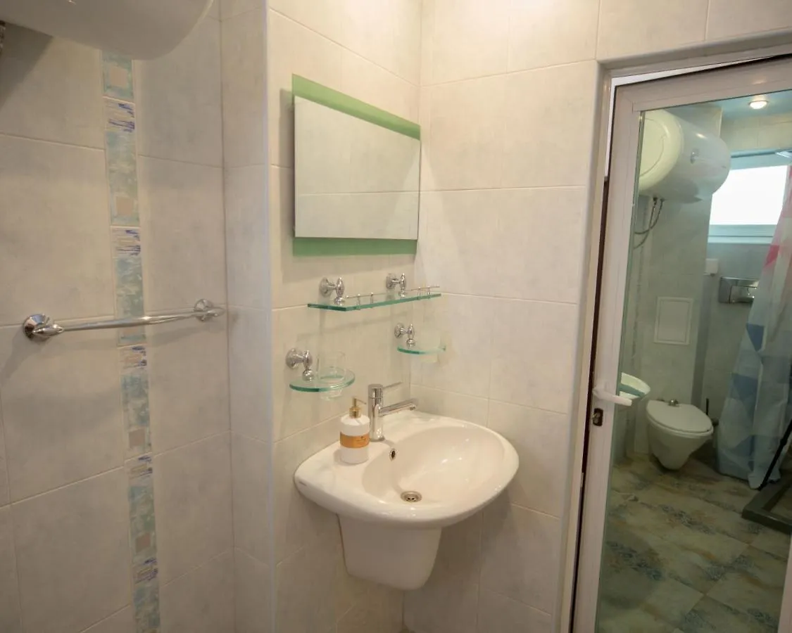 Aleks Holiday-Center,Sea,Parking Burgas Apartment